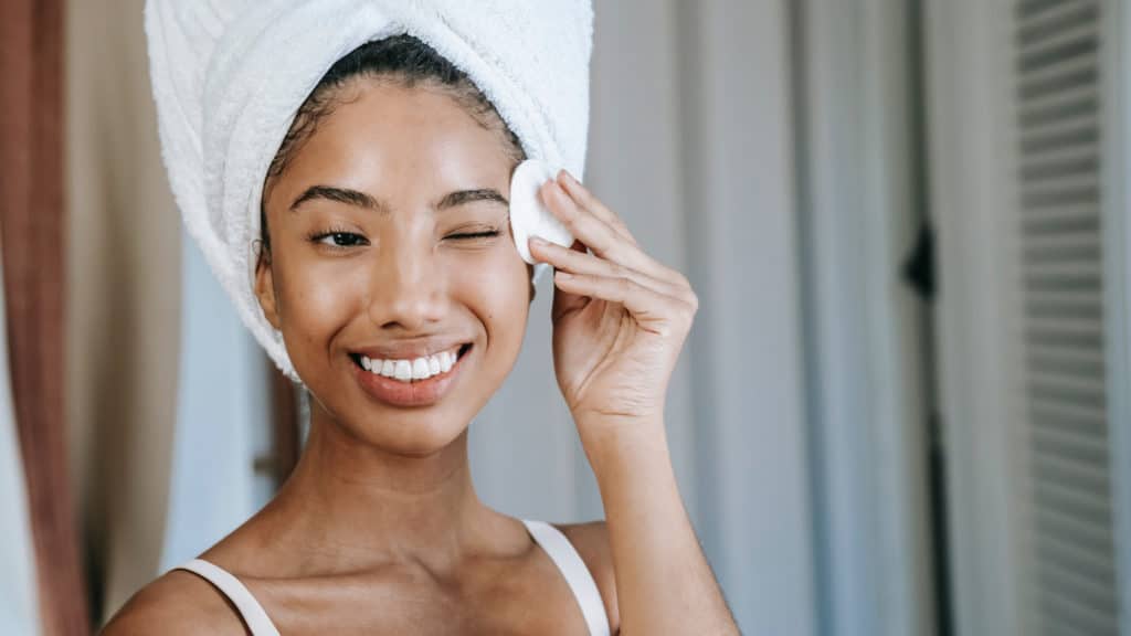 The 3 Things You Need to Be Doing for Your Lashes